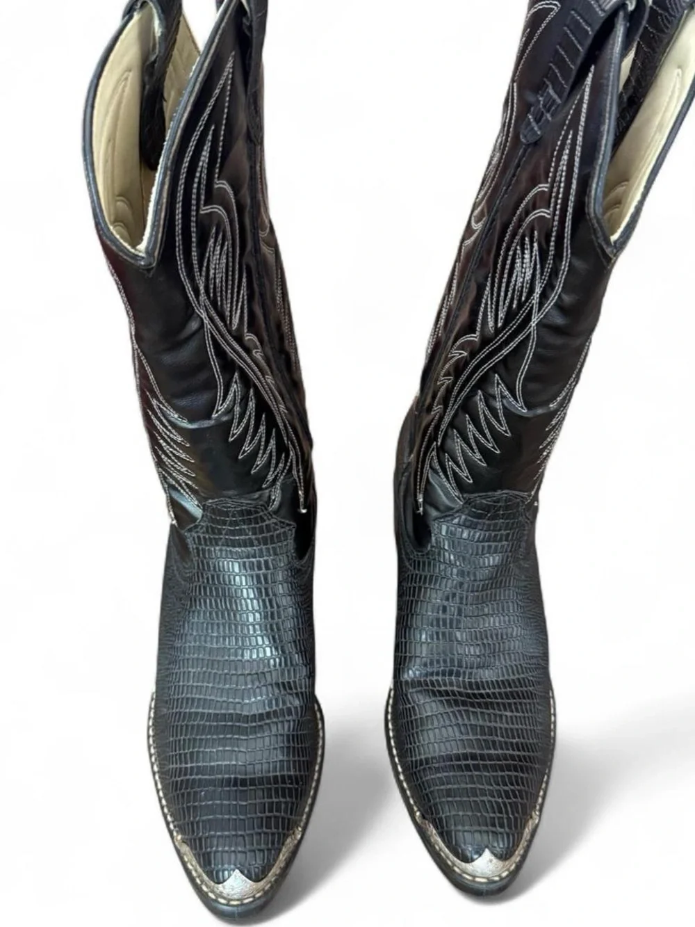 Bronco black leather boots with silver toe embellishments